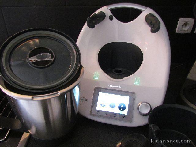 Thermomix Modele Tm5 encore  en très bon état