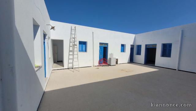 HOUCH TYPIQUE À HOUMT SOUK DJERBA ZU - RÉF H708